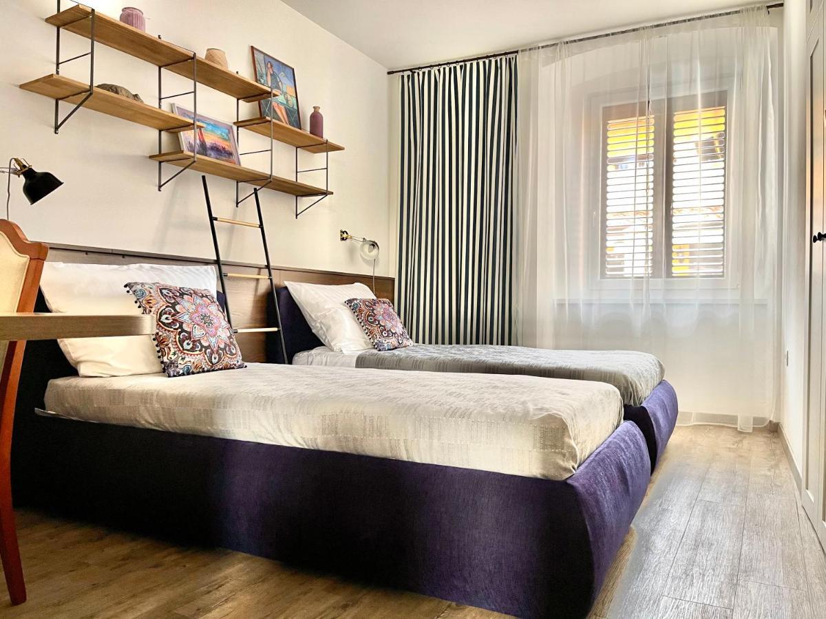 Апартаменти Happy Casa Oldtown Boutique Копер Екстер'єр фото